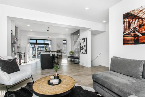 8280 Chappelle Way, Edmonton, AB - Indoor Photo Showing Living Room