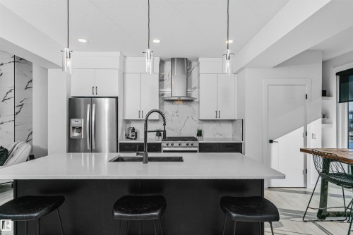 8280 Chappelle Way, Edmonton, AB - Indoor Photo Showing Kitchen With Upgraded Kitchen