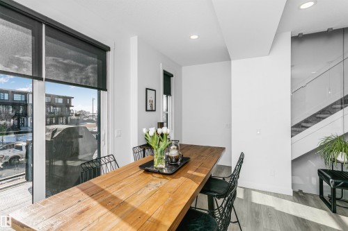 8280 Chappelle Way, Edmonton, AB - Indoor Photo Showing Dining Room