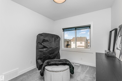 8280 Chappelle Way, Edmonton, AB - Indoor