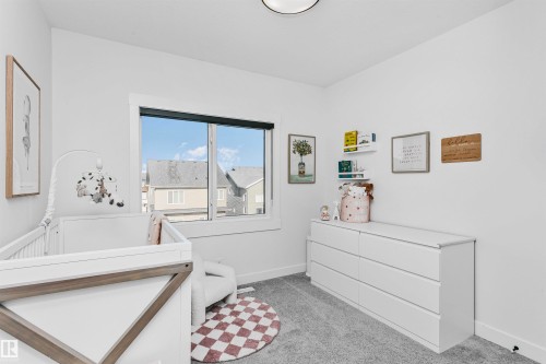 8280 Chappelle Way, Edmonton, AB - Indoor