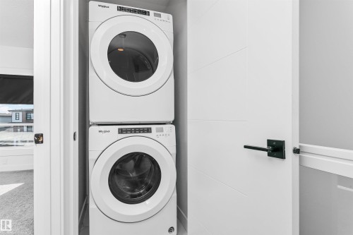 8280 Chappelle Way, Edmonton, AB - Indoor Photo Showing Laundry Room