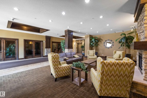 307 10303 111 Street, Edmonton, AB - Indoor