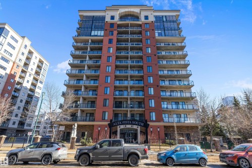 307 10303 111 Street, Edmonton, AB - Outdoor With Facade