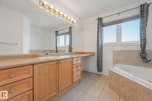 12 Rue Bouchard, Beaumont, AB - Indoor Photo Showing Bathroom