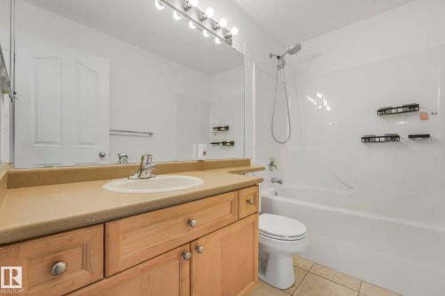 12 Rue Bouchard, Beaumont, AB - Indoor Photo Showing Bathroom