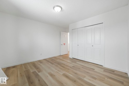 12 Rue Bouchard, Beaumont, AB - Indoor Photo Showing Other Room