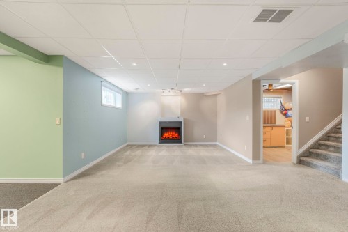 12 Rue Bouchard, Beaumont, AB - Indoor