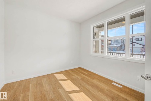 7126 51 Avenue, Beaumont, AB - Indoor Photo Showing Other Room