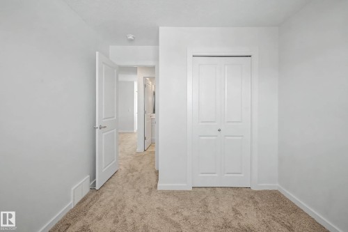7126 51 Avenue, Beaumont, AB - Indoor Photo Showing Other Room