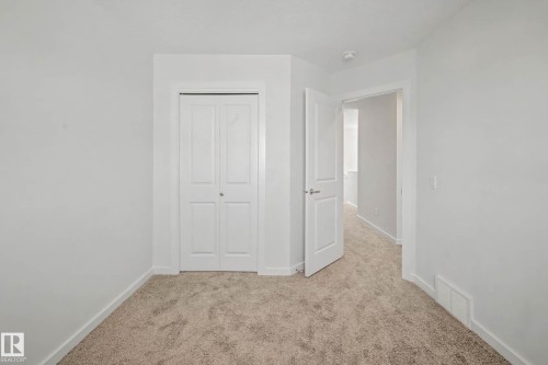 7126 51 Avenue, Beaumont, AB - Indoor
