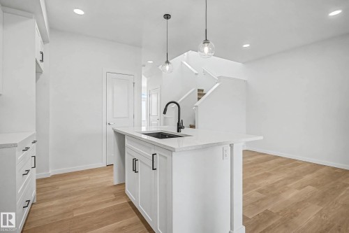 7126 51 Avenue, Beaumont, AB - Indoor