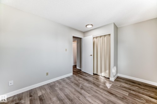 64 4610 17 Avenue, Edmonton, AB - Indoor Photo Showing Other Room