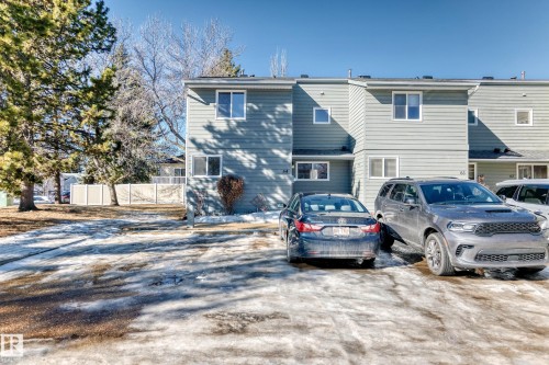 64 4610 17 Avenue, Edmonton, AB - Outdoor