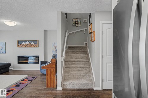 41 Robin Way, St. Albert, AB - Indoor Photo Showing Other Room