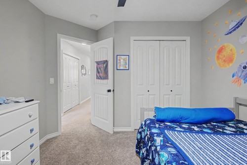 41 Robin Way, St. Albert, AB - Indoor Photo Showing Bedroom