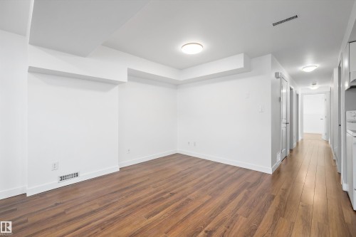 10423 150 Street, Edmonton, AB - Indoor Photo Showing Other Room