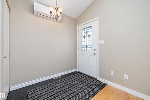 10423 150 Street, Edmonton, AB - Indoor Photo Showing Other Room