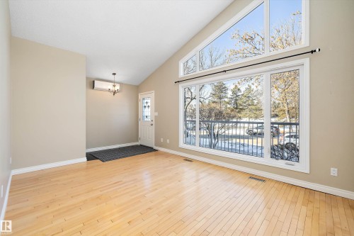 10423 150 Street, Edmonton, AB - Indoor Photo Showing Other Room