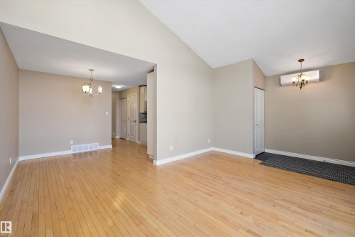 10423 150 Street, Edmonton, AB - Indoor Photo Showing Other Room