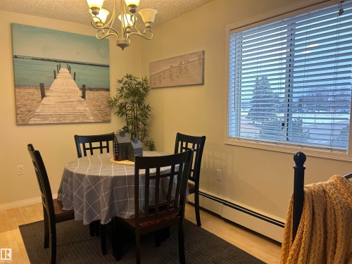 203 6310 101 Avenue, Edmonton, AB - Indoor Photo Showing Dining Room