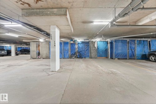 213 13005 140 Avenue, Edmonton, AB - Indoor Photo Showing Garage