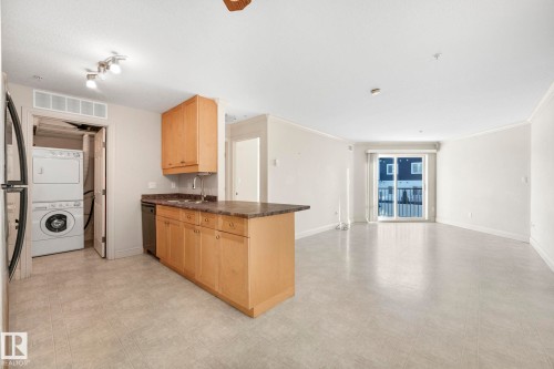 213 13005 140 Avenue, Edmonton, AB - Indoor Photo Showing Laundry Room