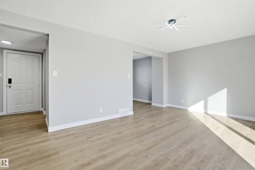 225 Harrison Drive, Edmonton, AB - Indoor Photo Showing Other Room
