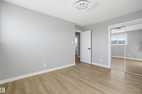 225 Harrison Drive, Edmonton, AB - Indoor Photo Showing Other Room