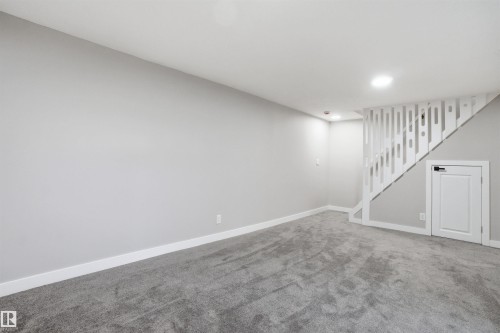 225 Harrison Drive, Edmonton, AB - Indoor Photo Showing Other Room