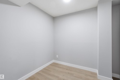 225 Harrison Drive, Edmonton, AB - Indoor Photo Showing Other Room
