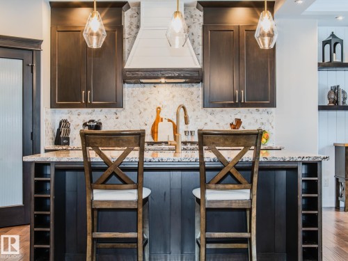 2611 Blue Jay Close, Edmonton, AB - Indoor