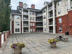 325 45 Inglewood Drive  St. Albert, AB T8B 0B6