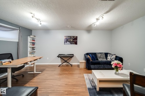 3716 160A Avenue, Edmonton, AB - Indoor