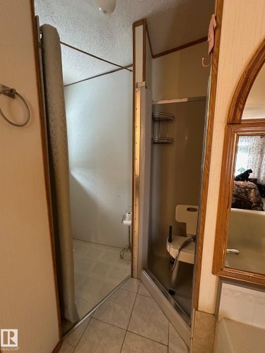 67 4204 47 Street, Wetaskiwin, AB - Indoor