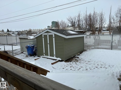 67 4204 47 Street, Wetaskiwin, AB - Outdoor