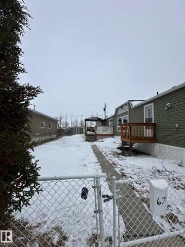 67 4204 47 Street, Wetaskiwin, AB - Outdoor With Deck Patio Veranda With Exterior