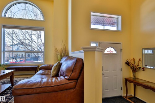 1467 Grant Way, Edmonton, AB - Indoor Photo Showing Other Room