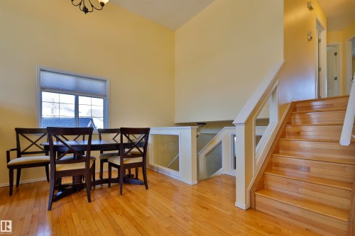 1467 Grant Way, Edmonton, AB - Indoor