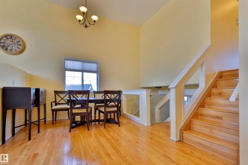 1467 Grant Way, Edmonton, AB - Indoor Photo Showing Other Room