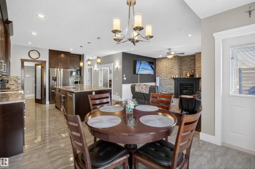 207 Bremner Crescent, Fort Saskatchewan, AB - Indoor Photo Showing Dining Room