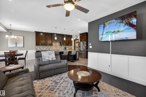 207 Bremner Crescent, Fort Saskatchewan, AB - Indoor Photo Showing Living Room