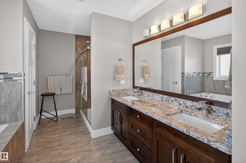 207 Bremner Crescent, Fort Saskatchewan, AB - Indoor Photo Showing Bathroom