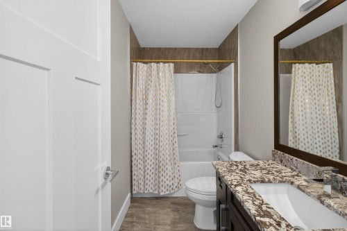 207 Bremner Crescent, Fort Saskatchewan, AB - Indoor Photo Showing Bathroom