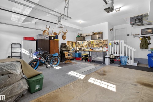 207 Bremner Crescent, Fort Saskatchewan, AB - Indoor Photo Showing Garage