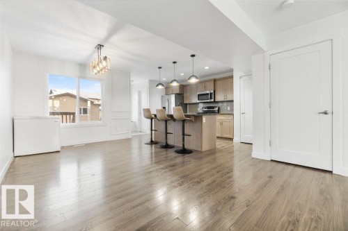 221 Cy Becker Blvd, Edmonton, AB - Indoor