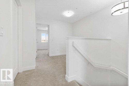 221 Cy Becker Blvd, Edmonton, AB - Indoor Photo Showing Other Room