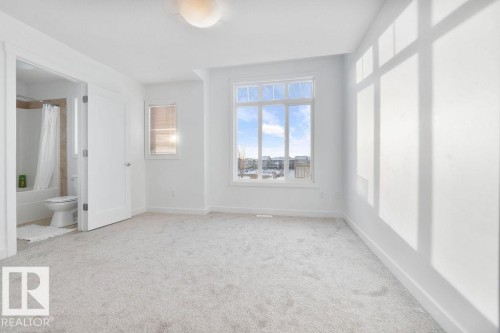 221 Cy Becker Blvd, Edmonton, AB - Indoor Photo Showing Other Room
