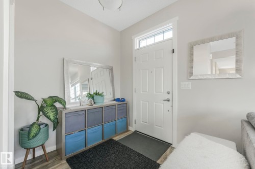 Entrance foyer - 1920 24 Street, Edmonton, AB - Indoor Photo Showing Other Room