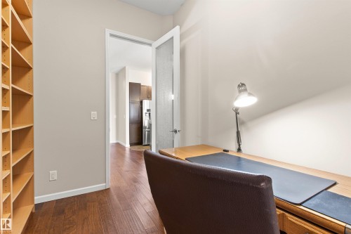 425 6083 Maynard Way, Edmonton, AB - Indoor Photo Showing Other Room